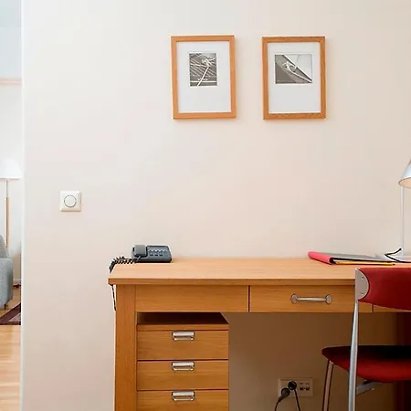 Aparthotel Hellsten Senate