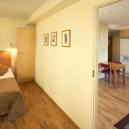 Hotel apartamentowy Hellsten Senate 3*