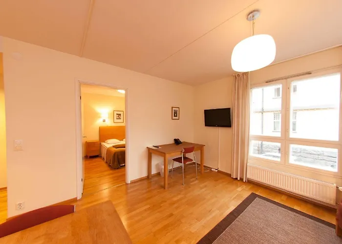 Hellsten Senate Aparthotel 3*