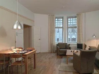 Lägenhetshotell Hellsten Senate 3*